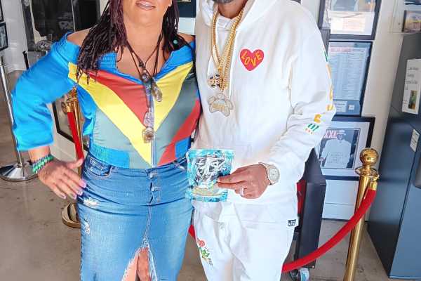 Bear-Birthday-Crosscoloursla-day-at-Los-Angeles-11